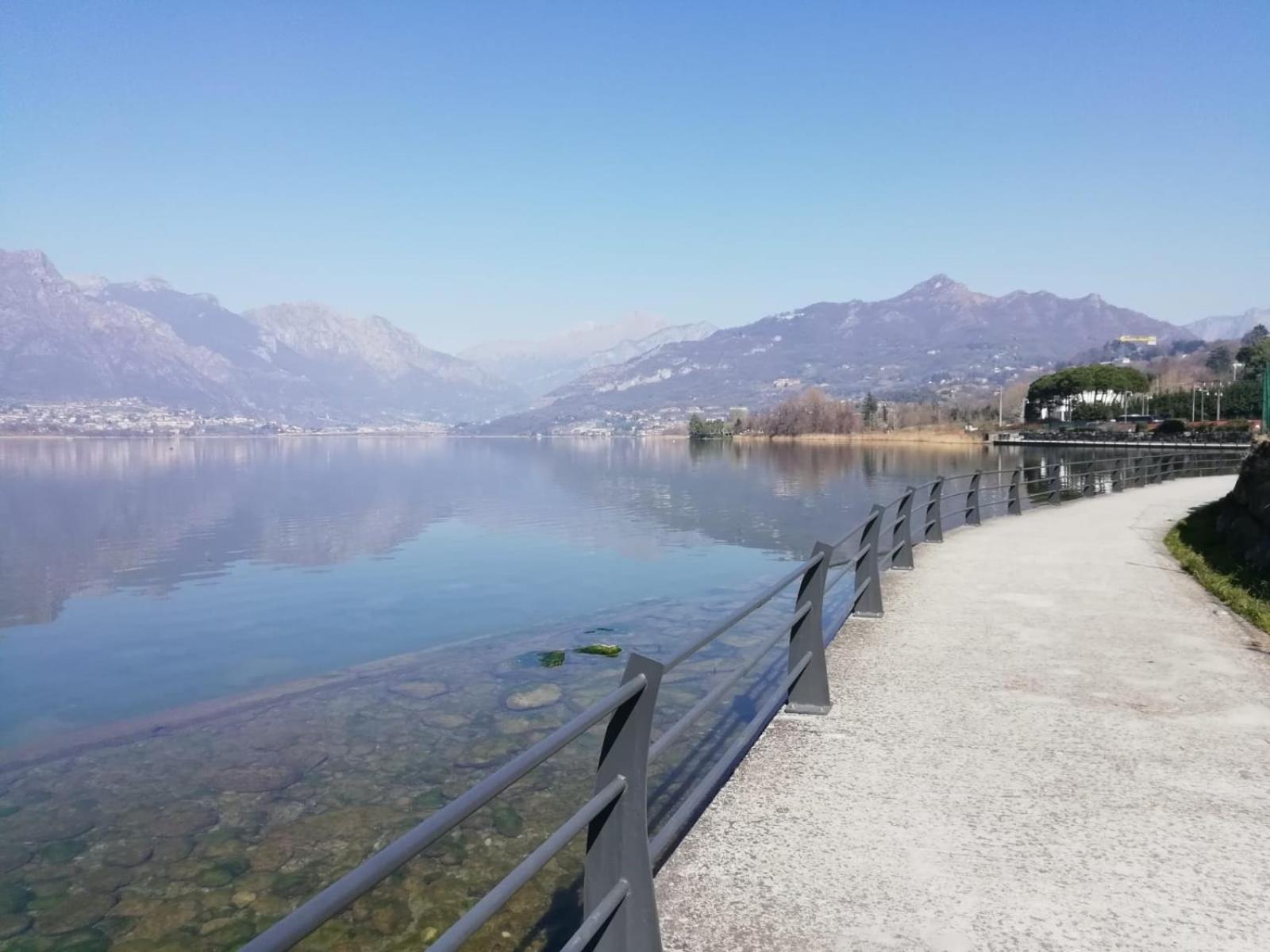 La Poesia Del Lago Oggiono Exterior foto